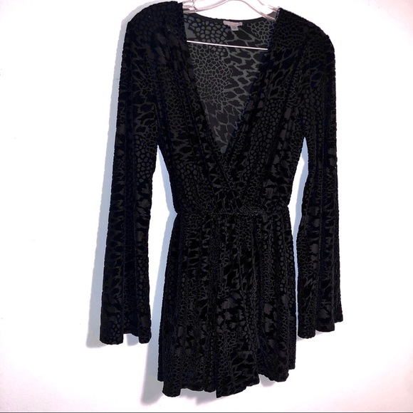 Ecote Other - Ecote Velvet Patterned Romper